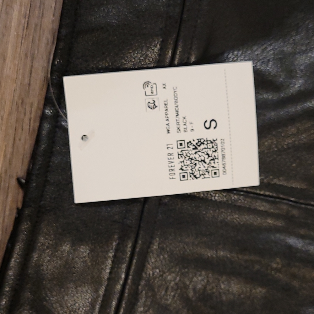 Forever21 Black Leather Skirt - Picture 3 of 6